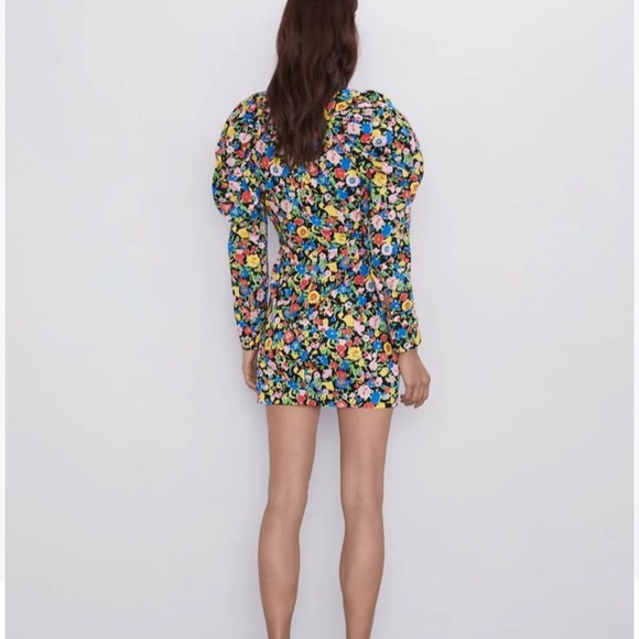 NWT Zara floral print puff sleeve mini  dress - Picture 6 of 6